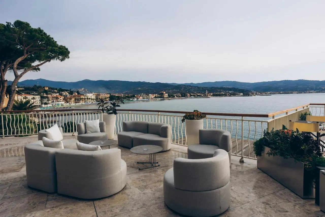 Hotel Arc En Ciel Диано-Марина
