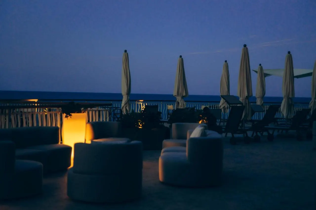 Hotel Arc En Ciel Диано-Марина