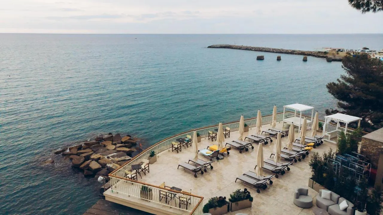 Hotel Arc En Ciel Диано-Марина
