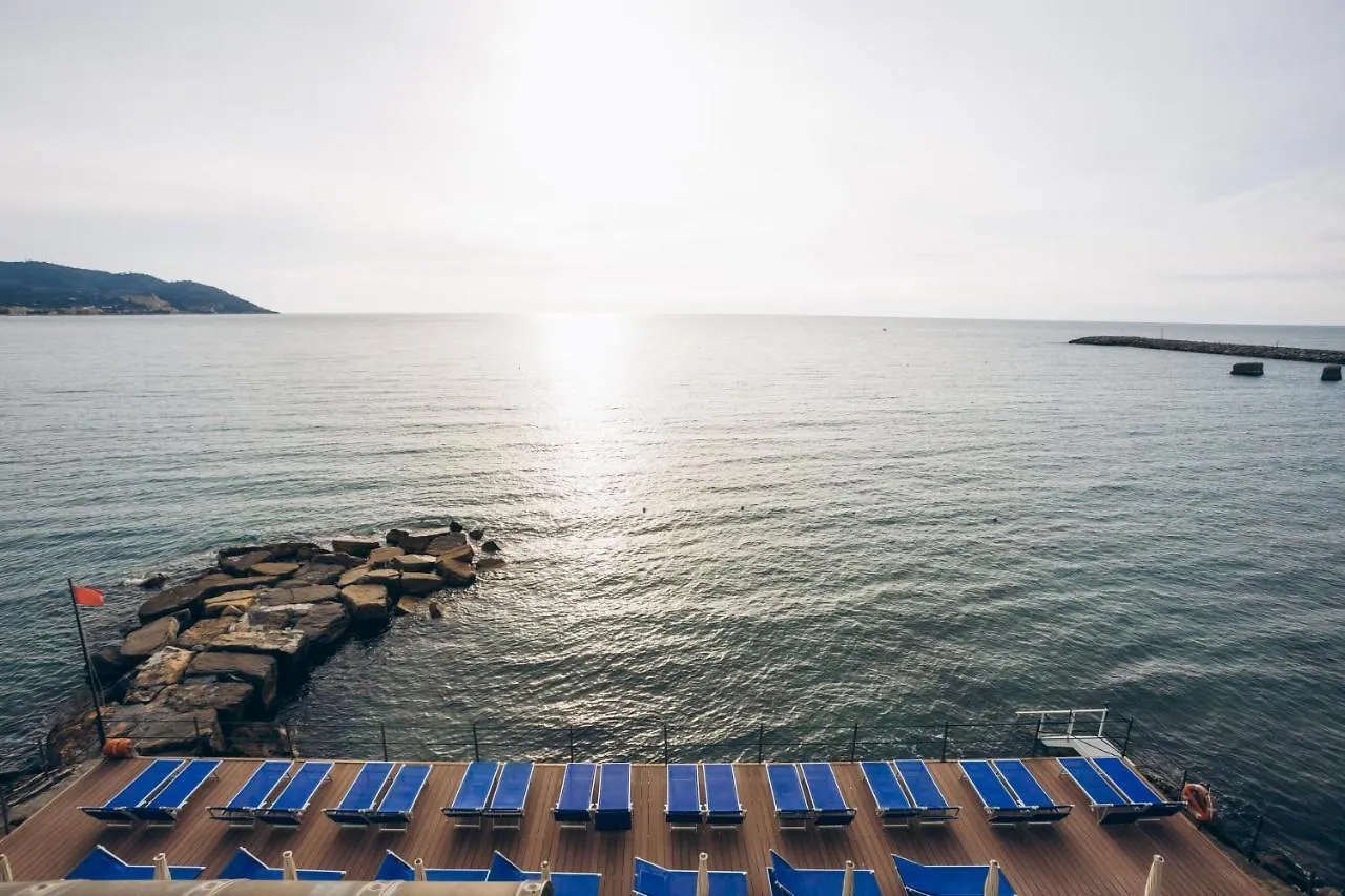 Hotel Arc En Ciel Diano Marina Italy